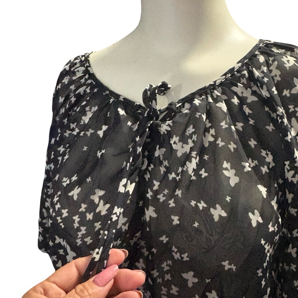No Boundaries Black and White Butterfly Blouse